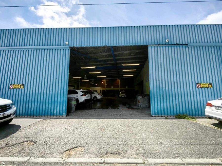 To Let commercial Property for Rent in Lansdowne Western Cape